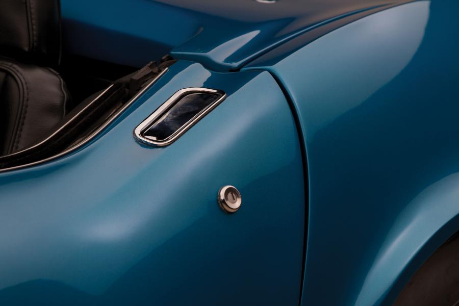  Chevrolet Corvette L71 Roadster 1969 года  (фото 7 из 20)